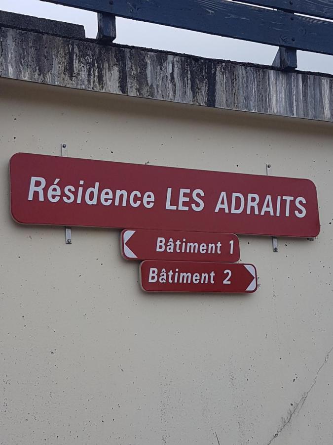 Studio Renove, Calme Avec Terrasse S-O, Prestations De Qualite - Residence Les Adraits Les Rousses Exterior photo